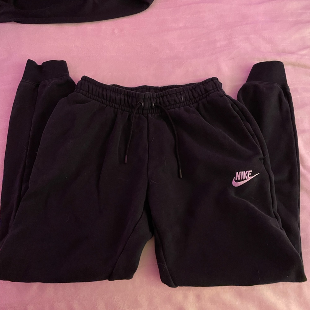 NIKE joggers